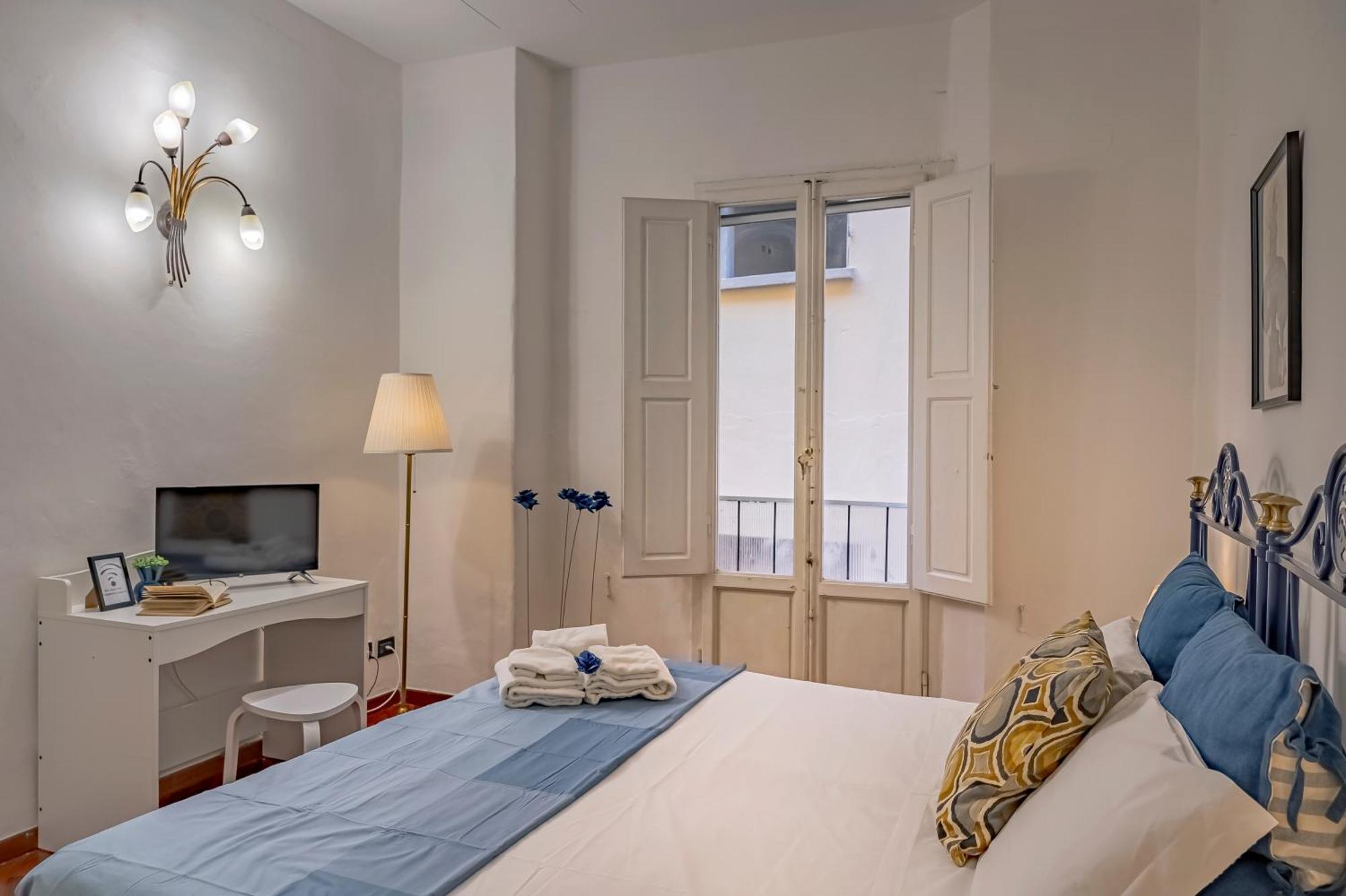 Dante'S Rooms Firenze Esterno foto