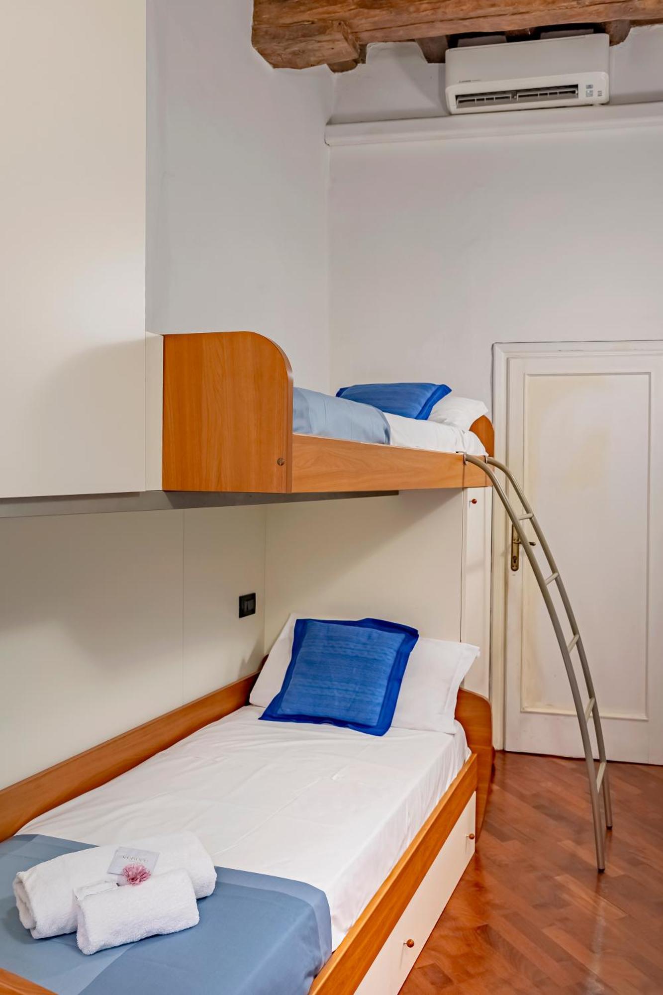 Dante'S Rooms Firenze Esterno foto